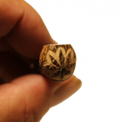 Pipa de bolsillo semilla Tagua ( hoja ) 5,5cm  PIPAS